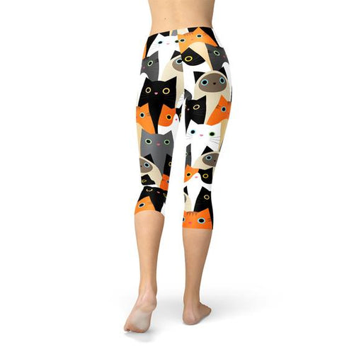 Load image into Gallery viewer, Womens All Over Print Cats Capri Leggings
